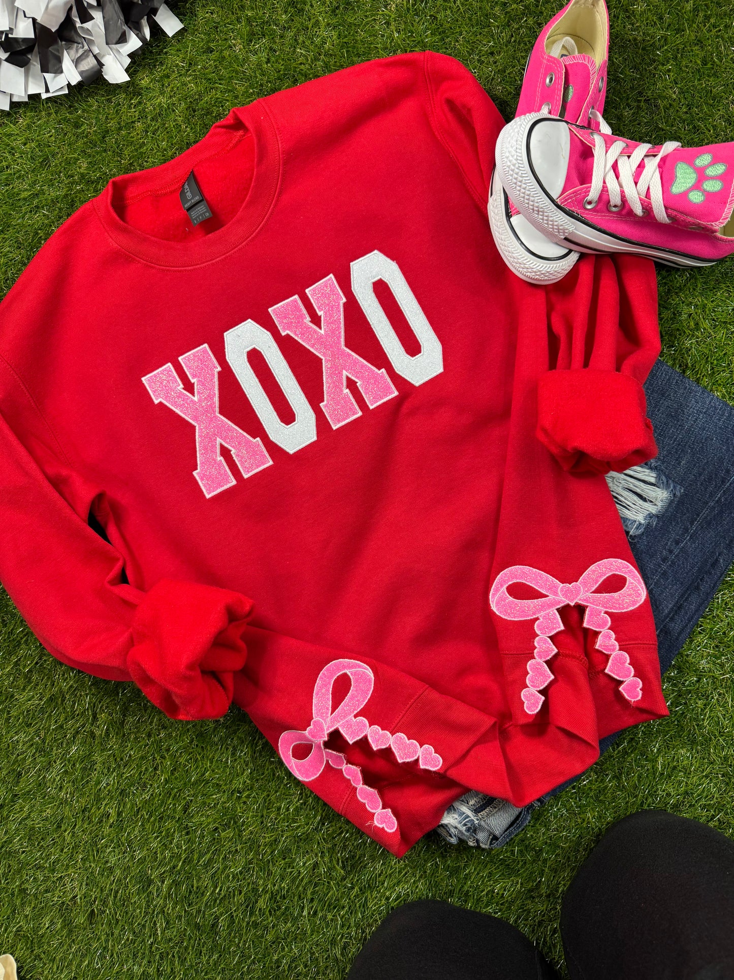 XOXO Glitter Embroidery with Side Bows